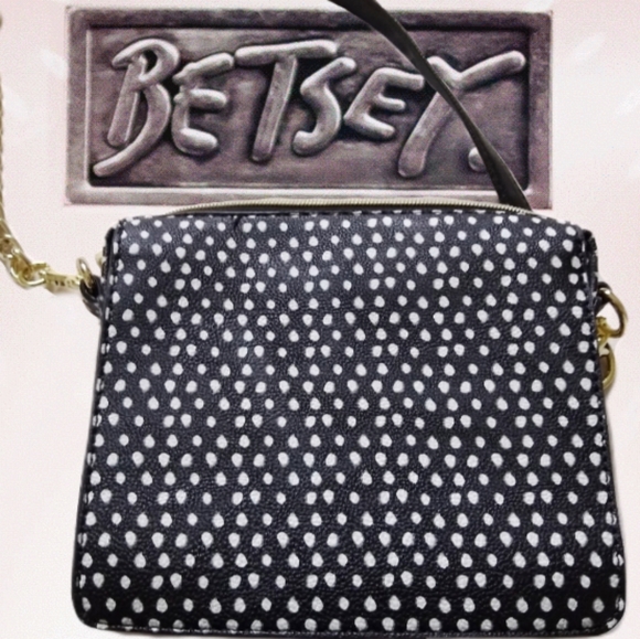 🆕️ Very Rare Betsey Johnson Elegant Rotary Phone Bag - Picture 2 of 10